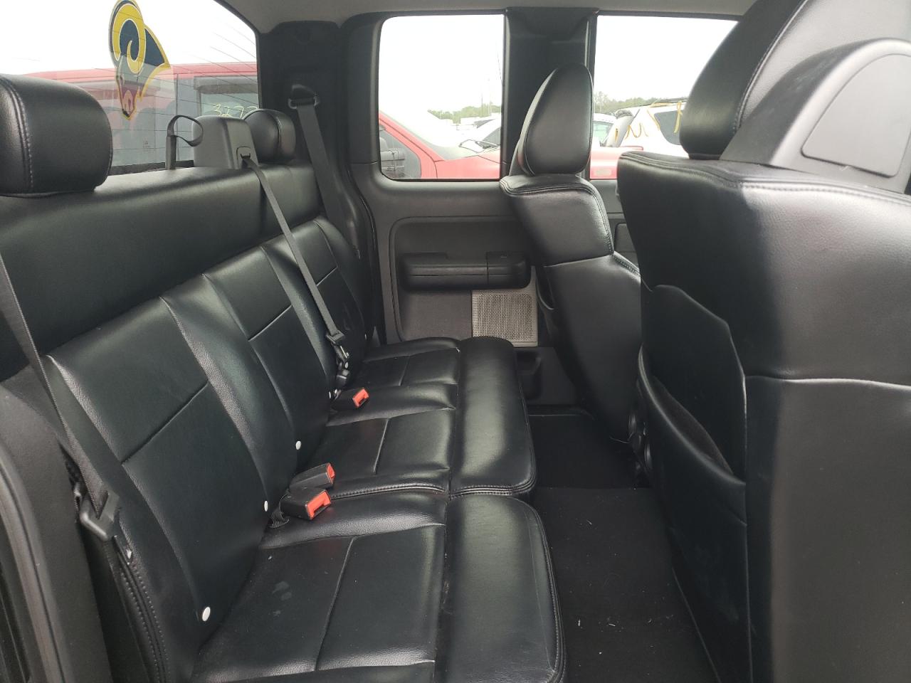 Photo 6 from auction – 2004 FORD F150 with VIN 1FTPX12524NB83645
