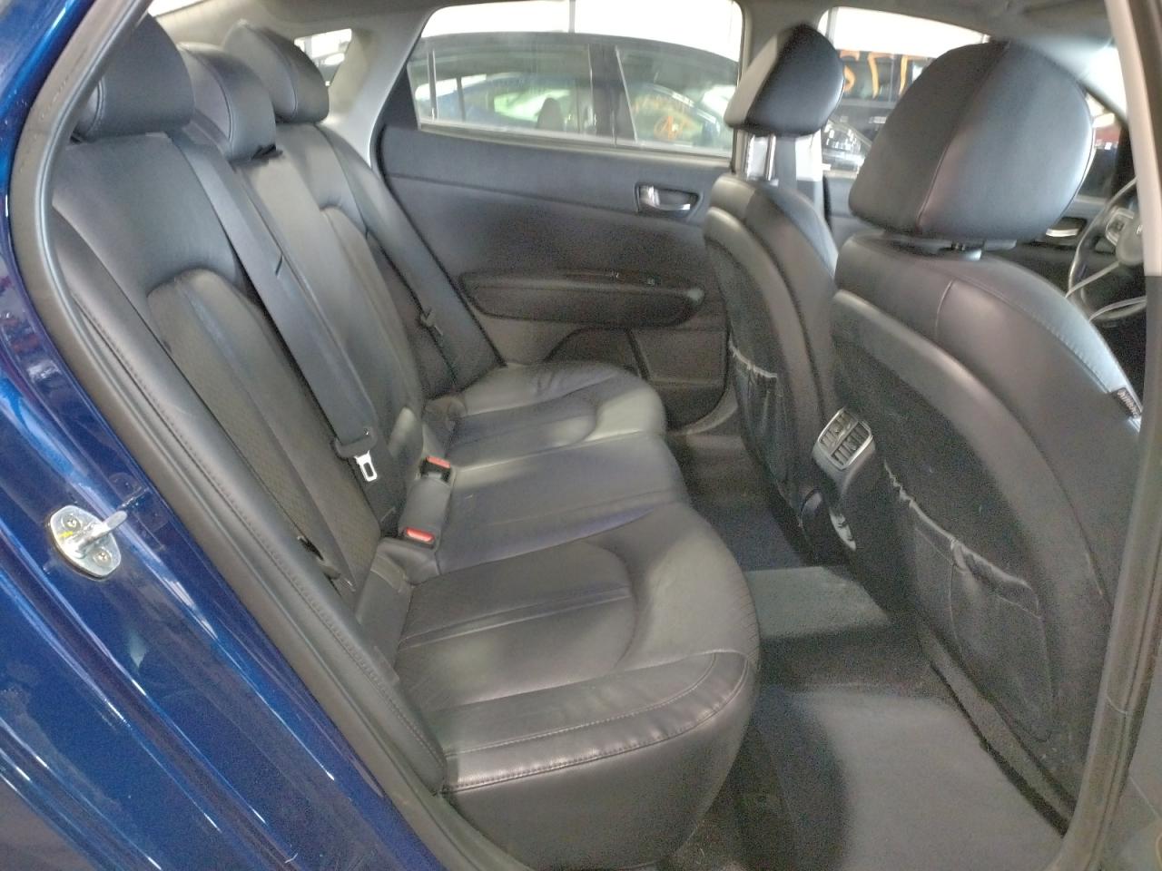 Photo 6 from auction – 2016 KIA OPTIMA EX with VIN 5XXGU4L39GG068824
