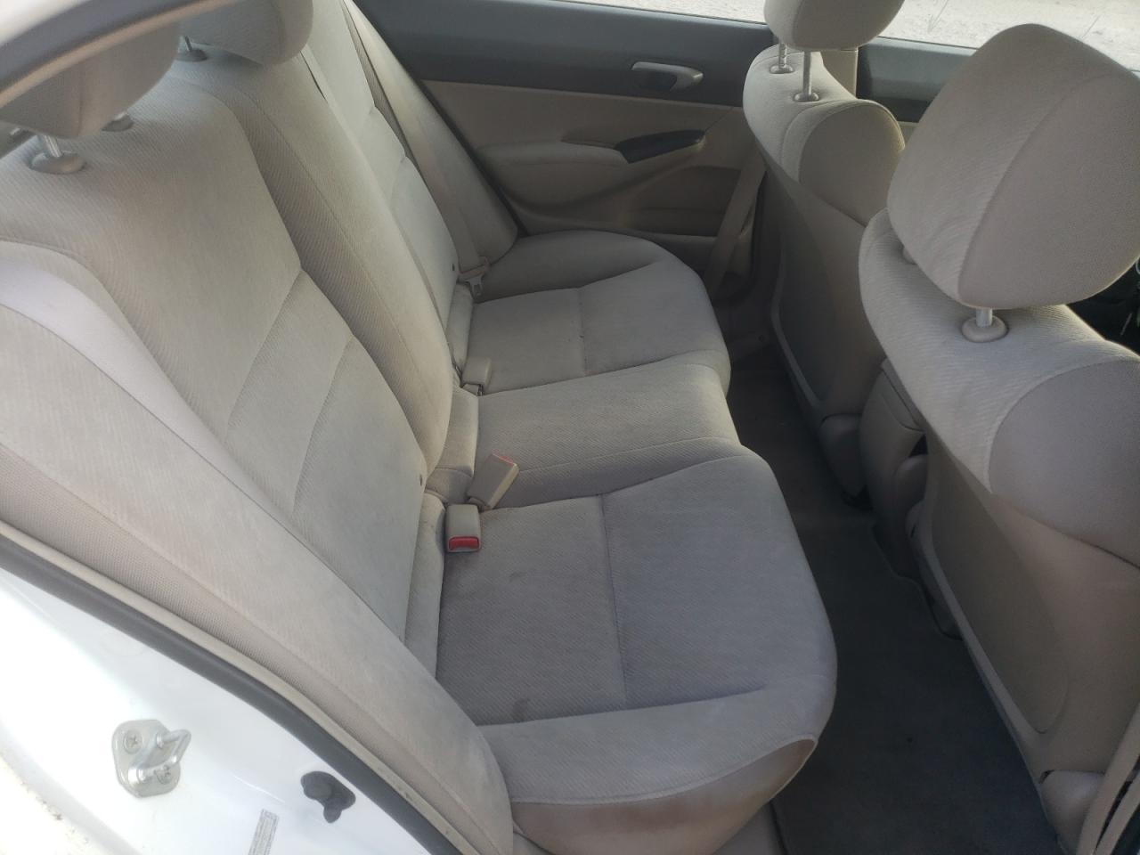 Photo 6 from auction – 2010 HONDA CIVIC LX with VIN 2HGFA1F52AH559595