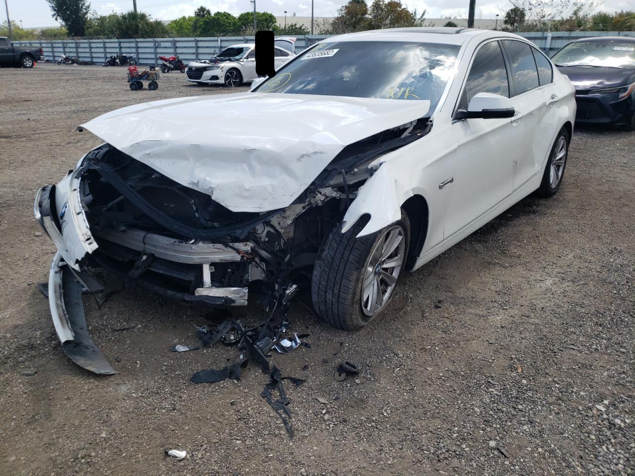 Photo 2 from auction – 2015 BMW 528 I with VIN WBA5A5C50FD517563