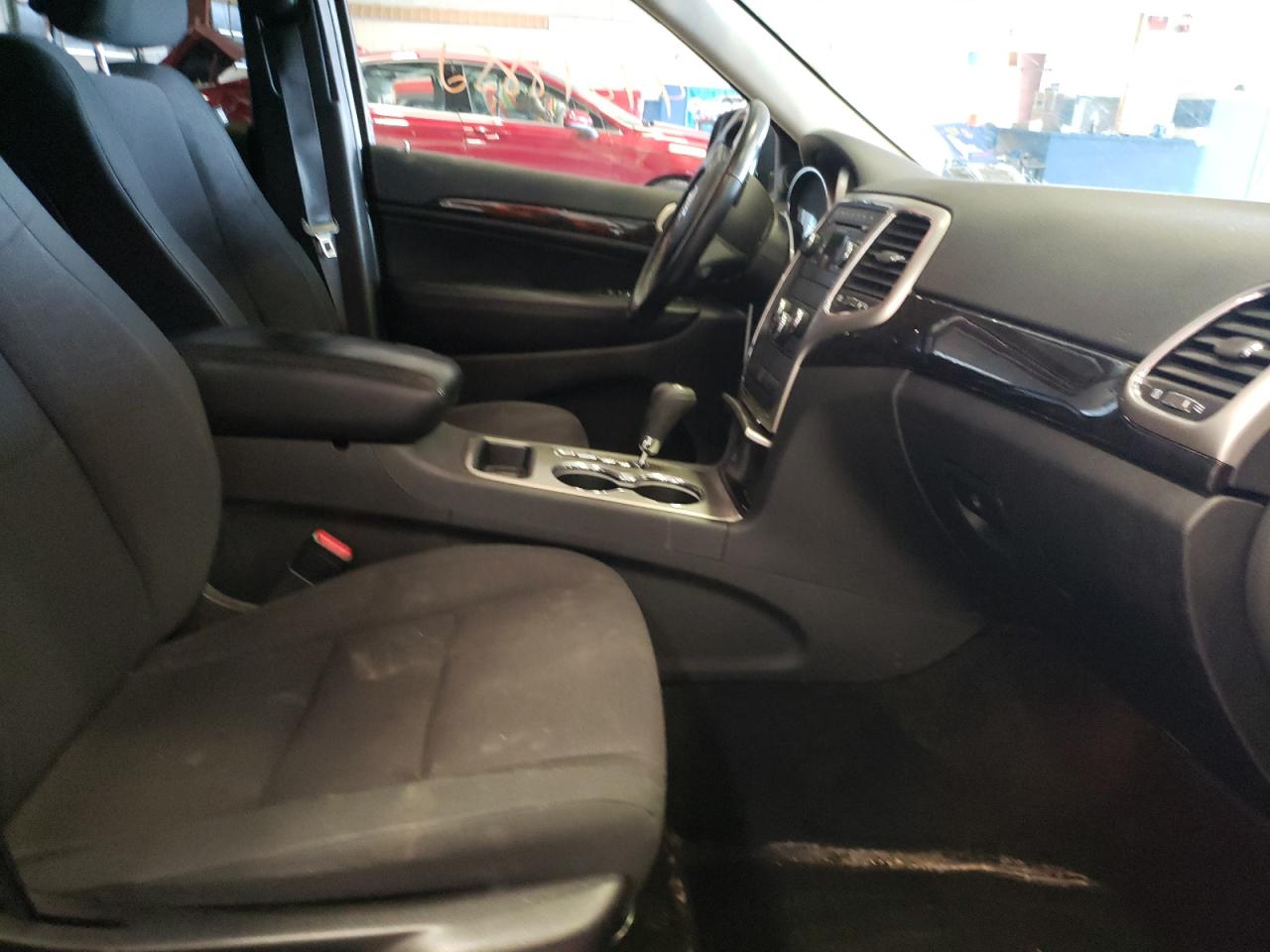 Photo 5 from auction – 2012 JEEP GRAND CHER with VIN 1C4RJFAG1CC218728