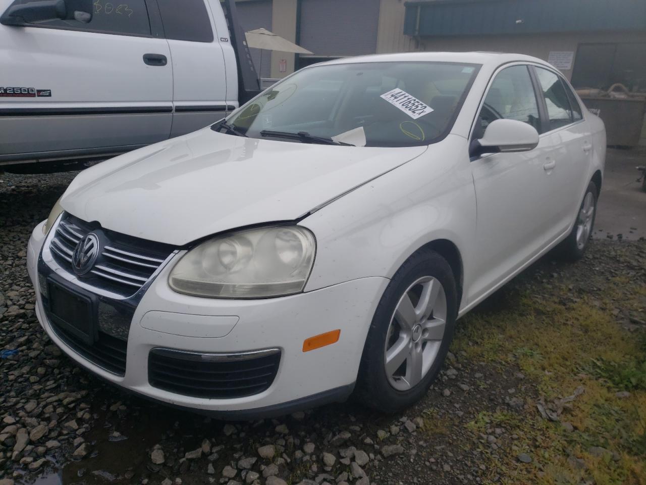 Photo 2 from auction – 2009 VOLKSWAGEN JETTA SE with VIN 3VWRZ71K29M123795