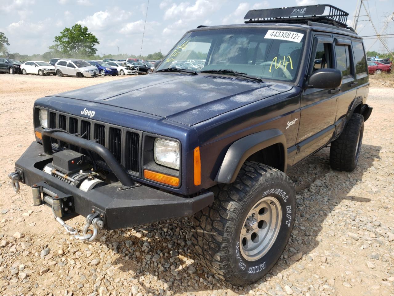 Photo 2 from auction – 1997 JEEP CHEROKEE S with VIN 1J4FJ68S7VL566463