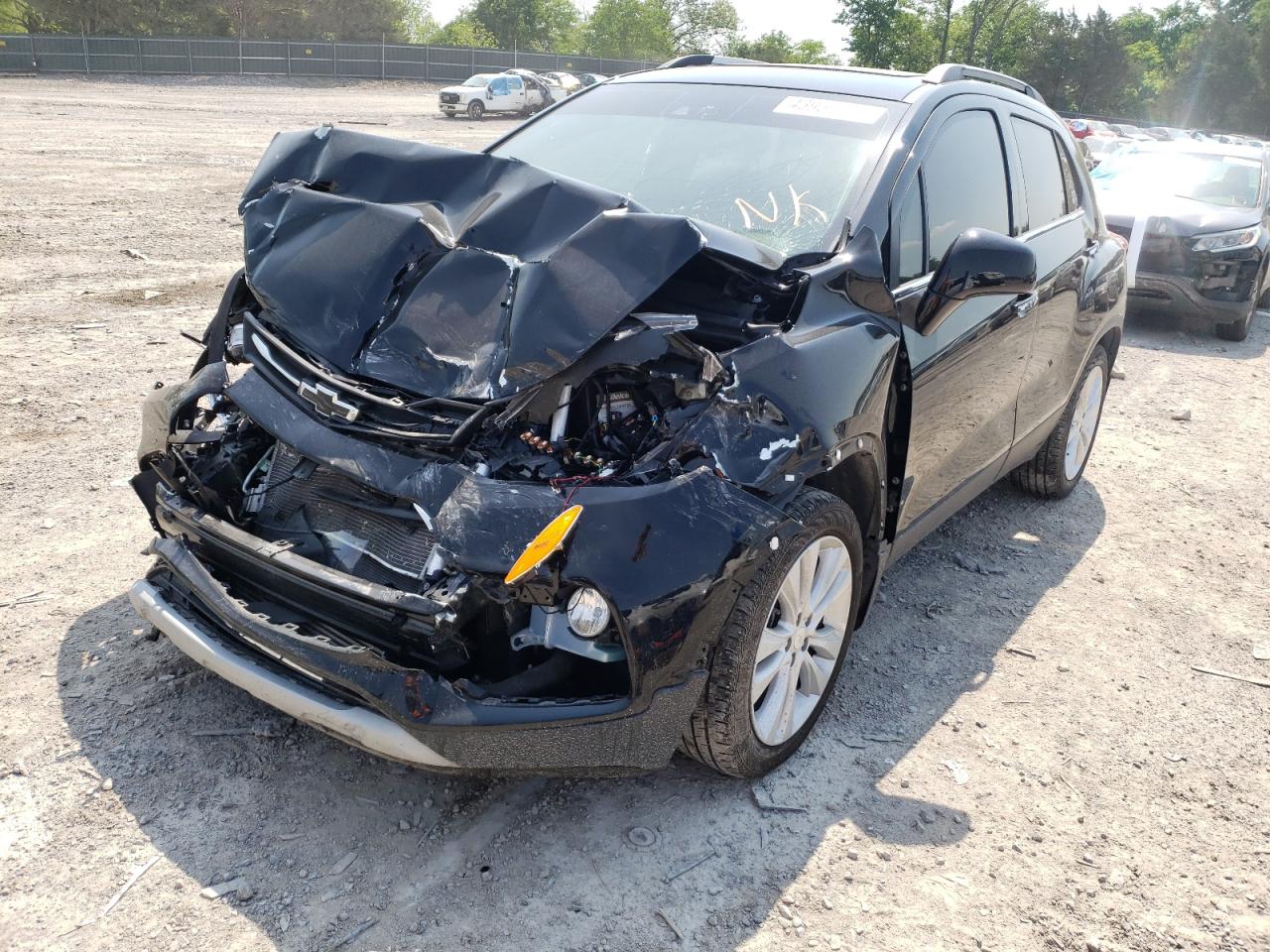Photo 2 from auction – 2020 CHEVROLET TRAX PREMI with VIN 3GNCJMSB7LL290784