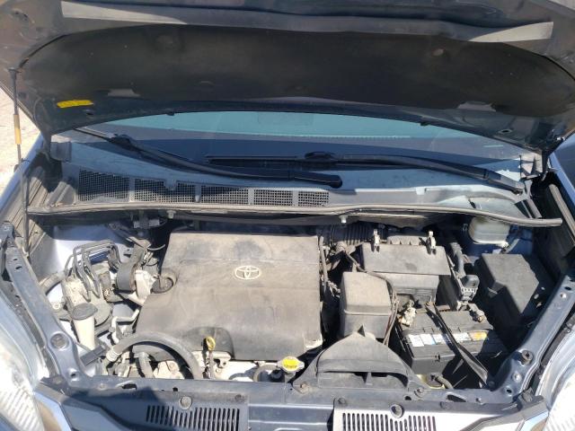 Photo 7 from auction – 2014 TOYOTA SIENNA XLE with VIN 5TDYK3DC0ES458550