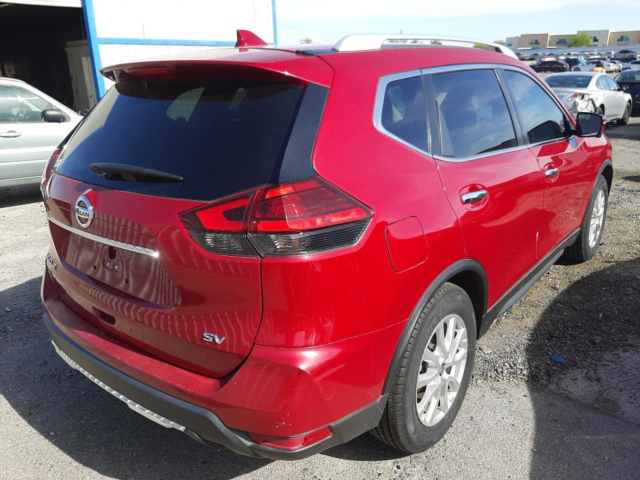 Photo 4 from auction – 2017 NISSAN ROGUE SV with VIN 5N1AT2MN8HC752113