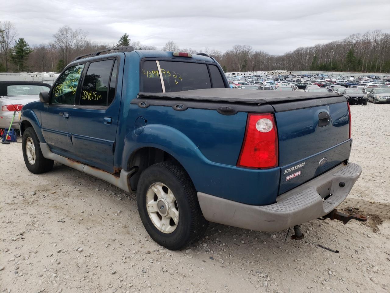 Photo 3 from auction – 2001 FORD EXPLORER S with VIN 1FMZU77E01UC55405