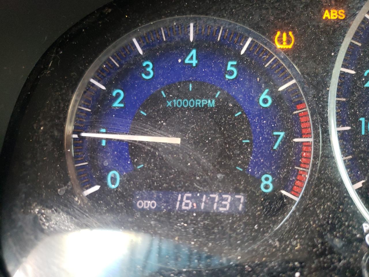 Photo 8 from auction – 2010 TOYOTA SIENNA XLE with VIN 5TDYK4CC8AS329165
