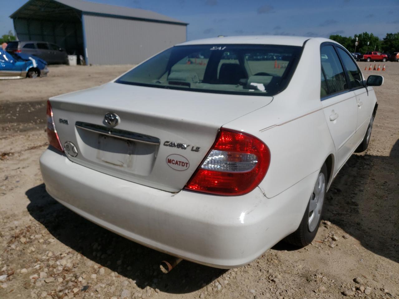 Photo 4 from auction – 2002 TOYOTA CAMRY LE with VIN 4T1BE32K82U062005