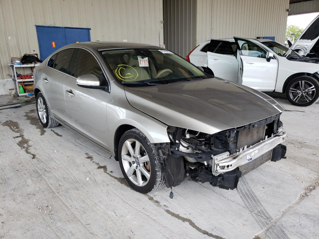Photo 1 from auction – 2016 VOLVO S60 PREMIE with VIN YV126MFK5G1399283
