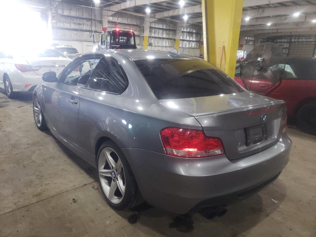Photo 3 from auction – 2010 BMW 135 I with VIN WBAUC7C56AVK96247