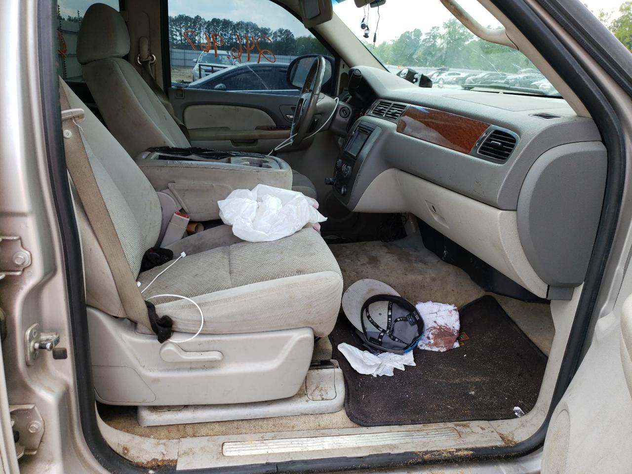 Photo 5 from auction – 2007 GMC YUKON with VIN 1GKFK13007J286172