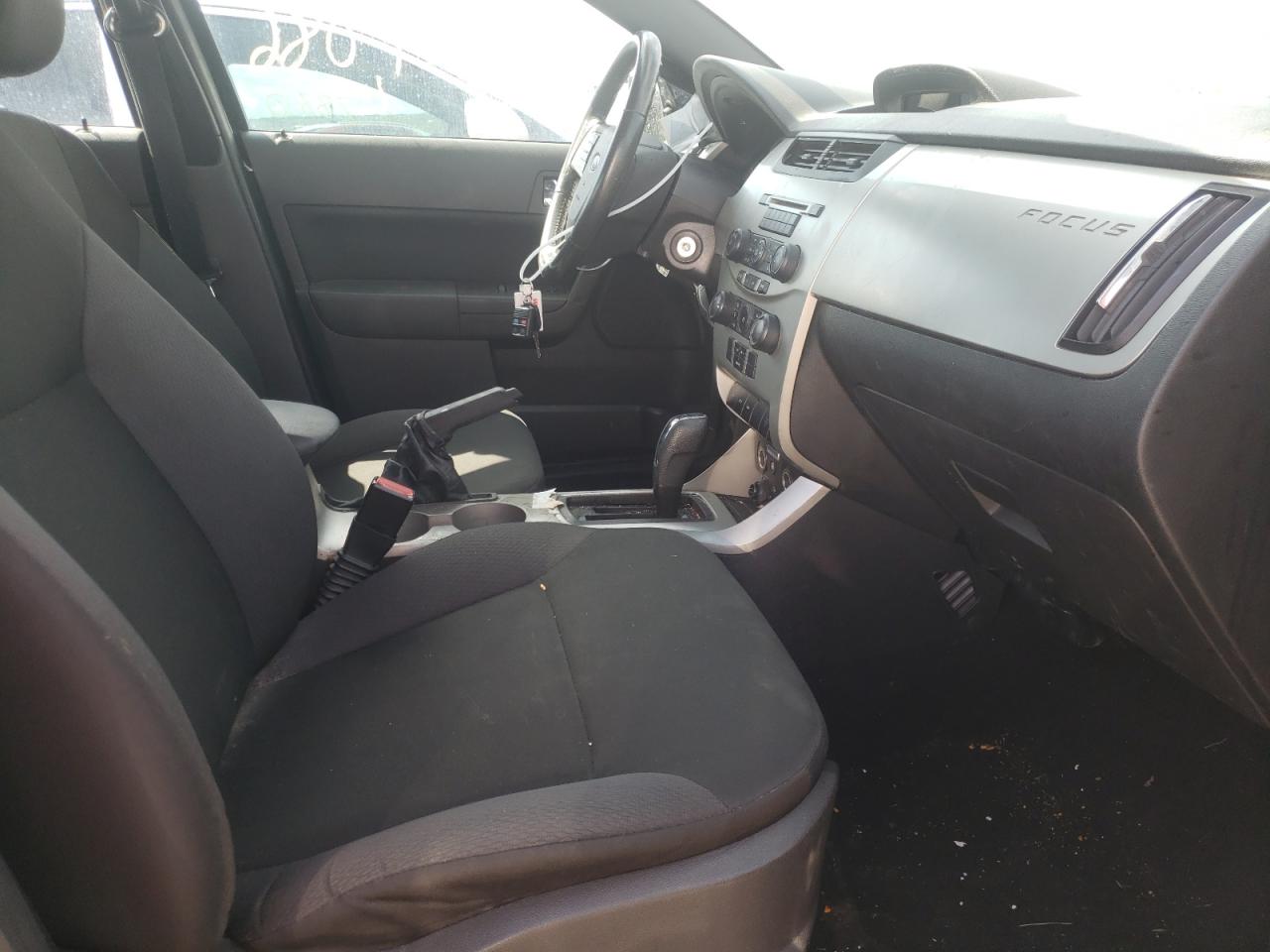Photo 5 from auction – 2008 FORD FOCUS SE with VIN 1FAHP35N68W158023