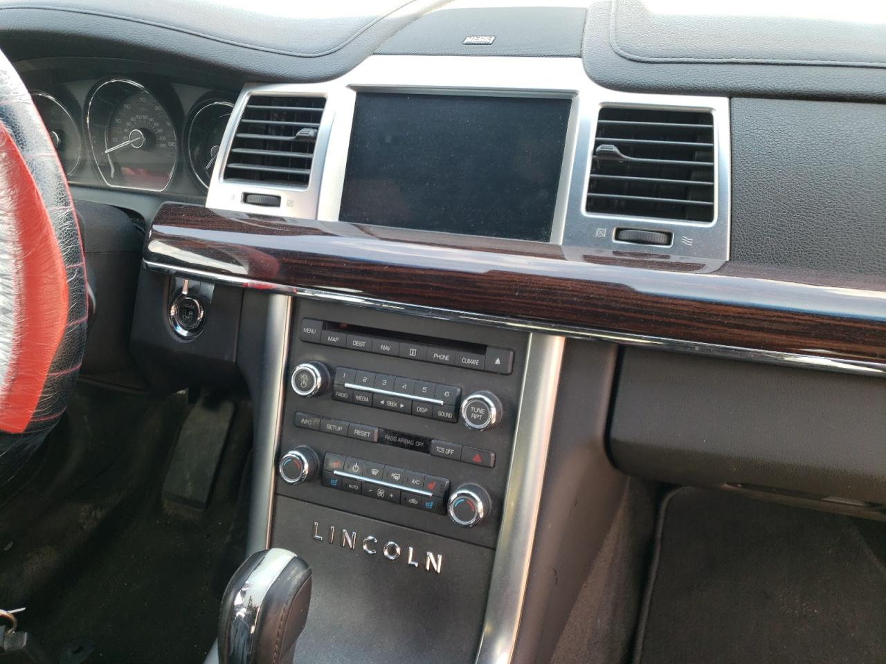 Photo 9 from auction – 2012 LINCOLN MKS with VIN 1LNHL9FTXCG803924