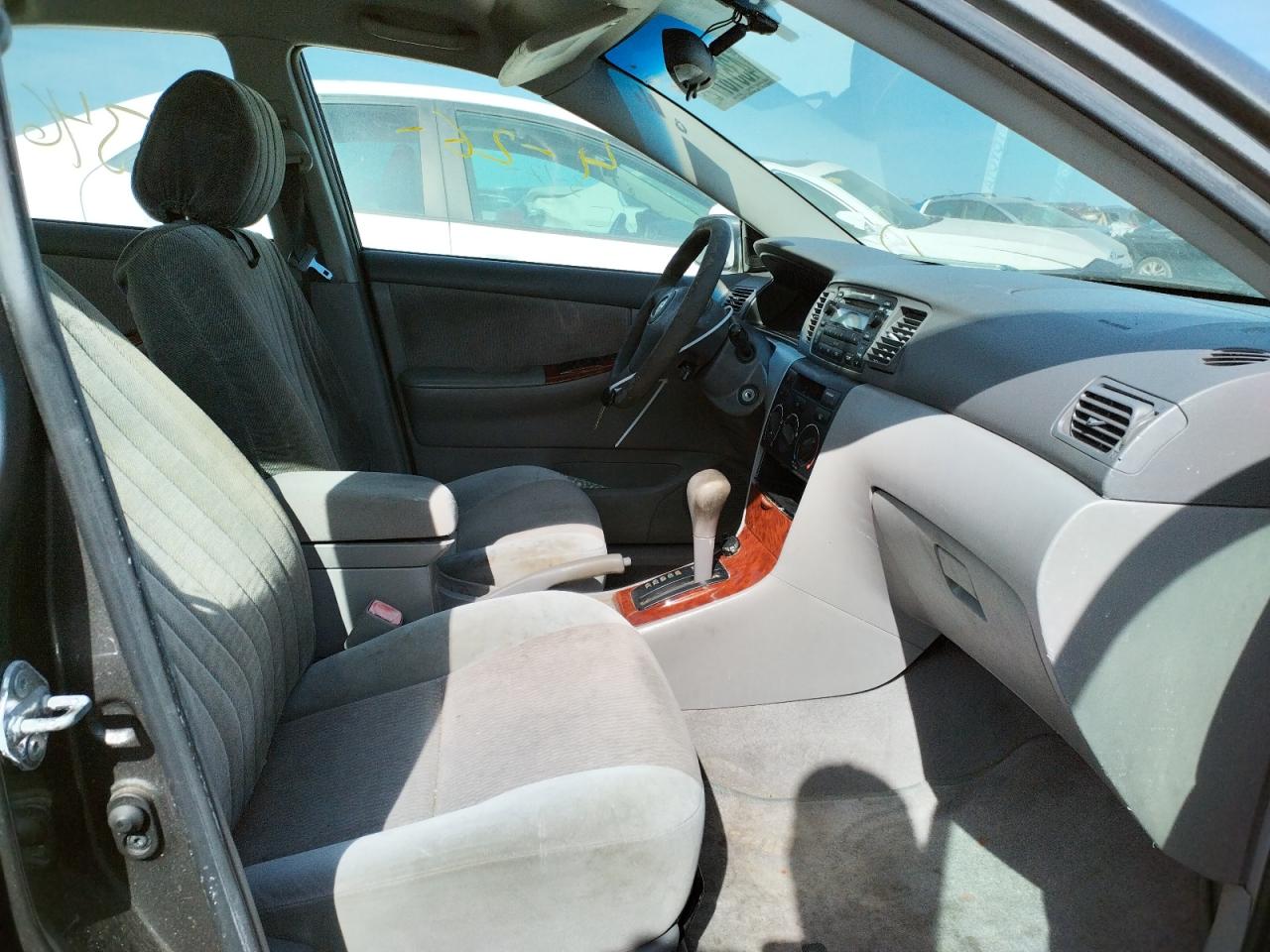 Photo 5 from auction – 2007 TOYOTA COROLLA CE with VIN 1NXBR30E47Z917615