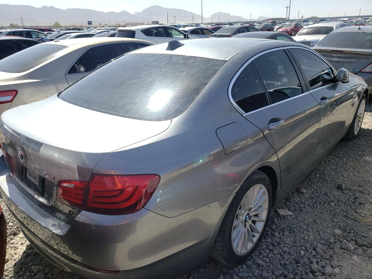 Photo 4 from auction – 2013 BMW 535 I with VIN WBAFR7C52DC823983
