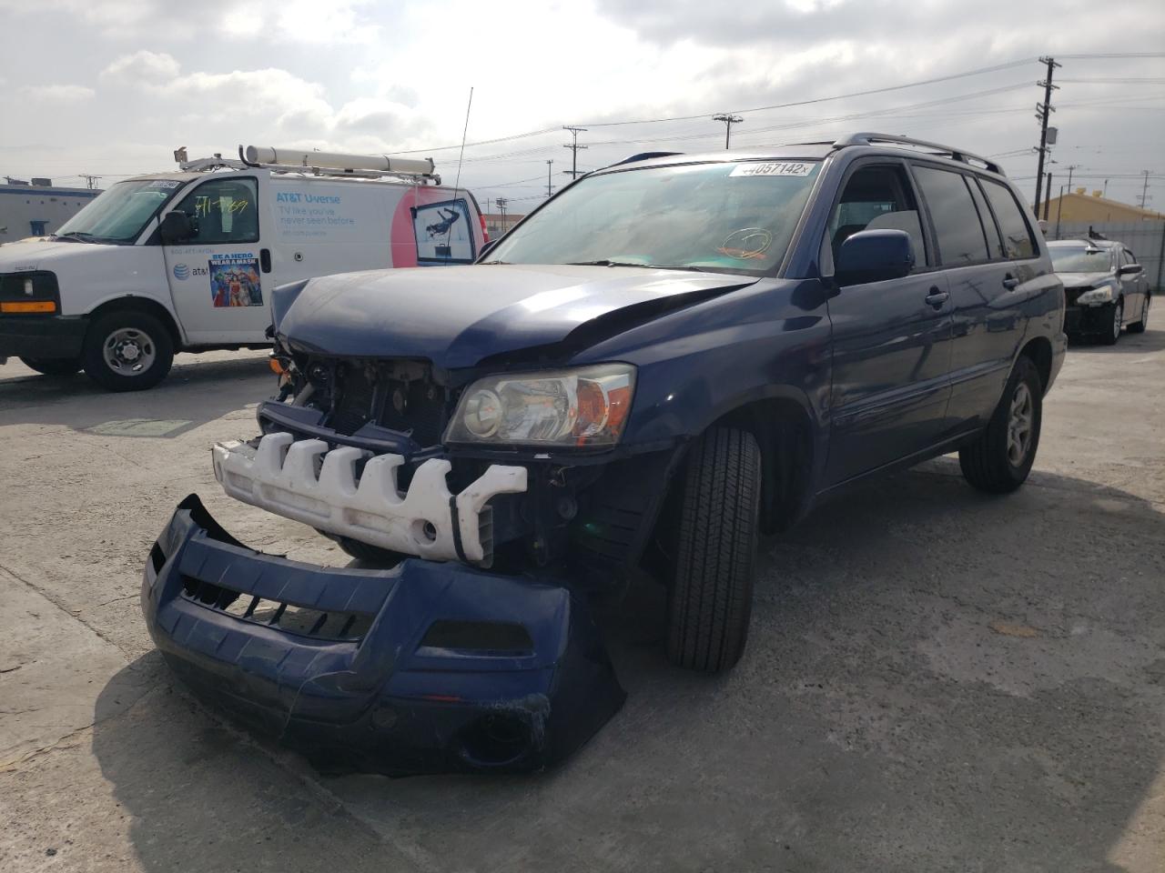 Photo 2 from auction – 2007 TOYOTA HIGHLANDER with VIN JTEGD21A870171171