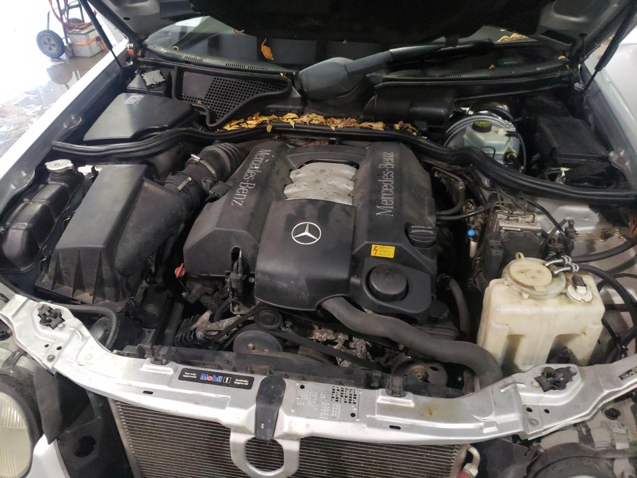 Photo 7 from auction – 2001 MERCEDES-BENZ E 320 with VIN WDBJF65J31B374369