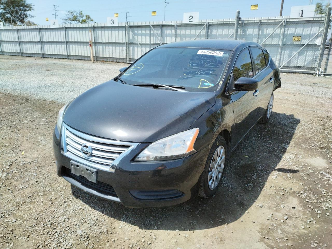 Photo 2 from auction – 2013 NISSAN SENTRA with VIN 1N4AB7AP2DN904532
