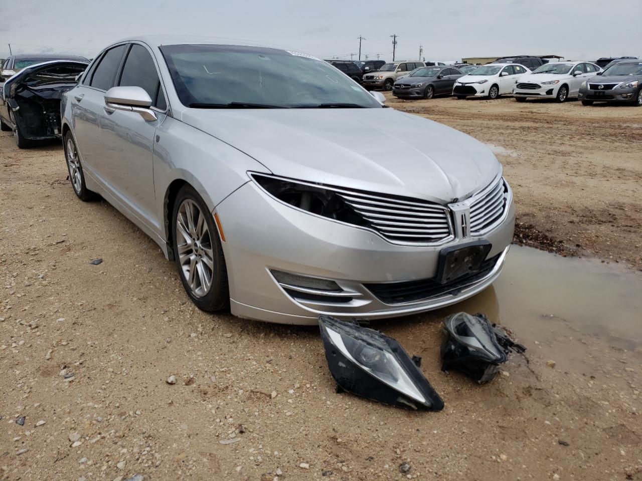 LINCOLN MKZ 2013 with VIN 3LN6L2GK7DR810182 - Photo from auction