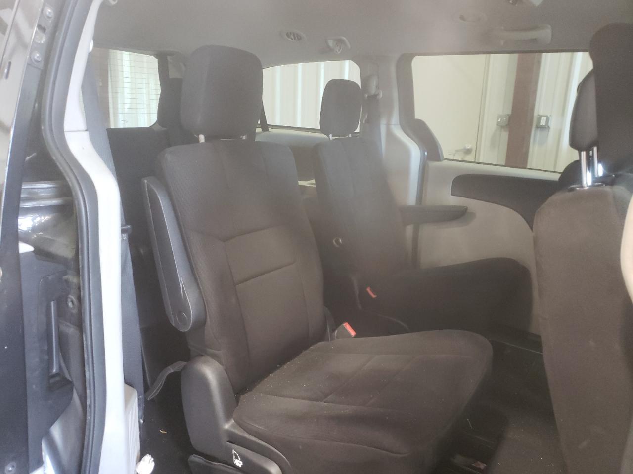 Photo 6 from auction – 2011 DODGE GRAND CARA with VIN 2D4RN4DG1BR773496