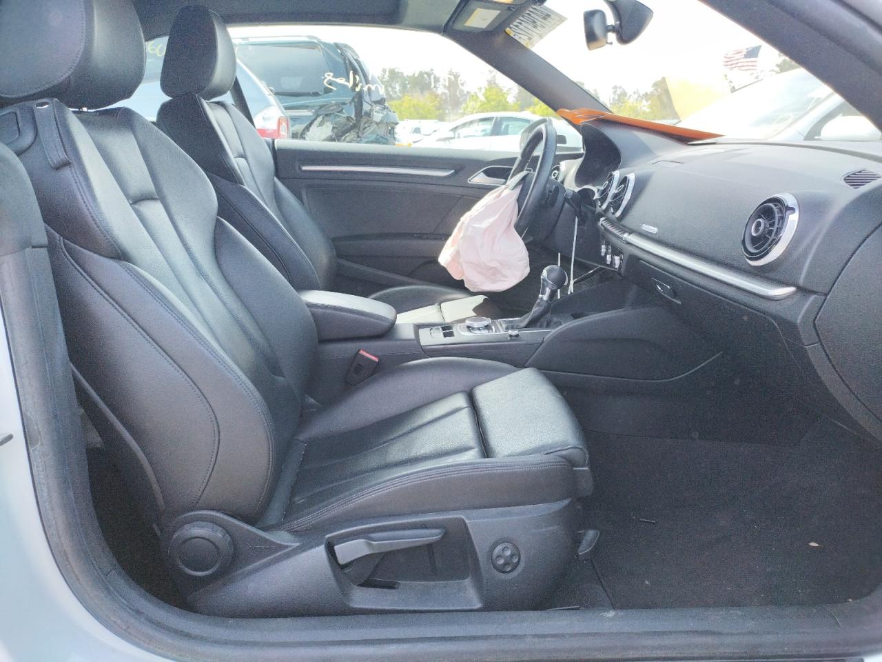 Photo 5 from auction – 2015 AUDI A3 PREMIUM with VIN WAU3FLFF3F1113918