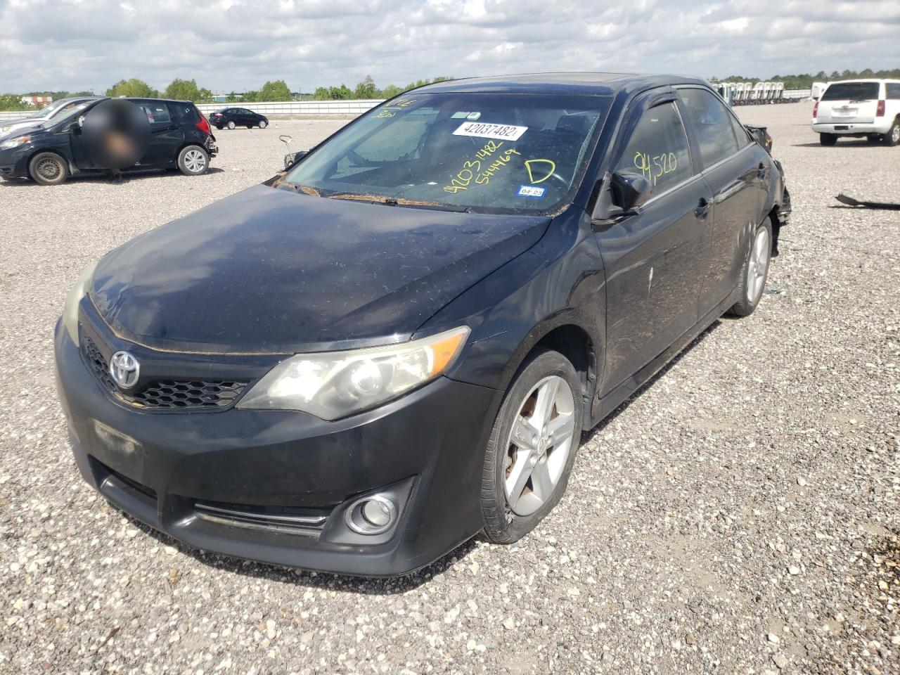 Photo 2 from auction – 2012 TOYOTA CAMRY BASE with VIN 4T1BF1FKXCU544469
