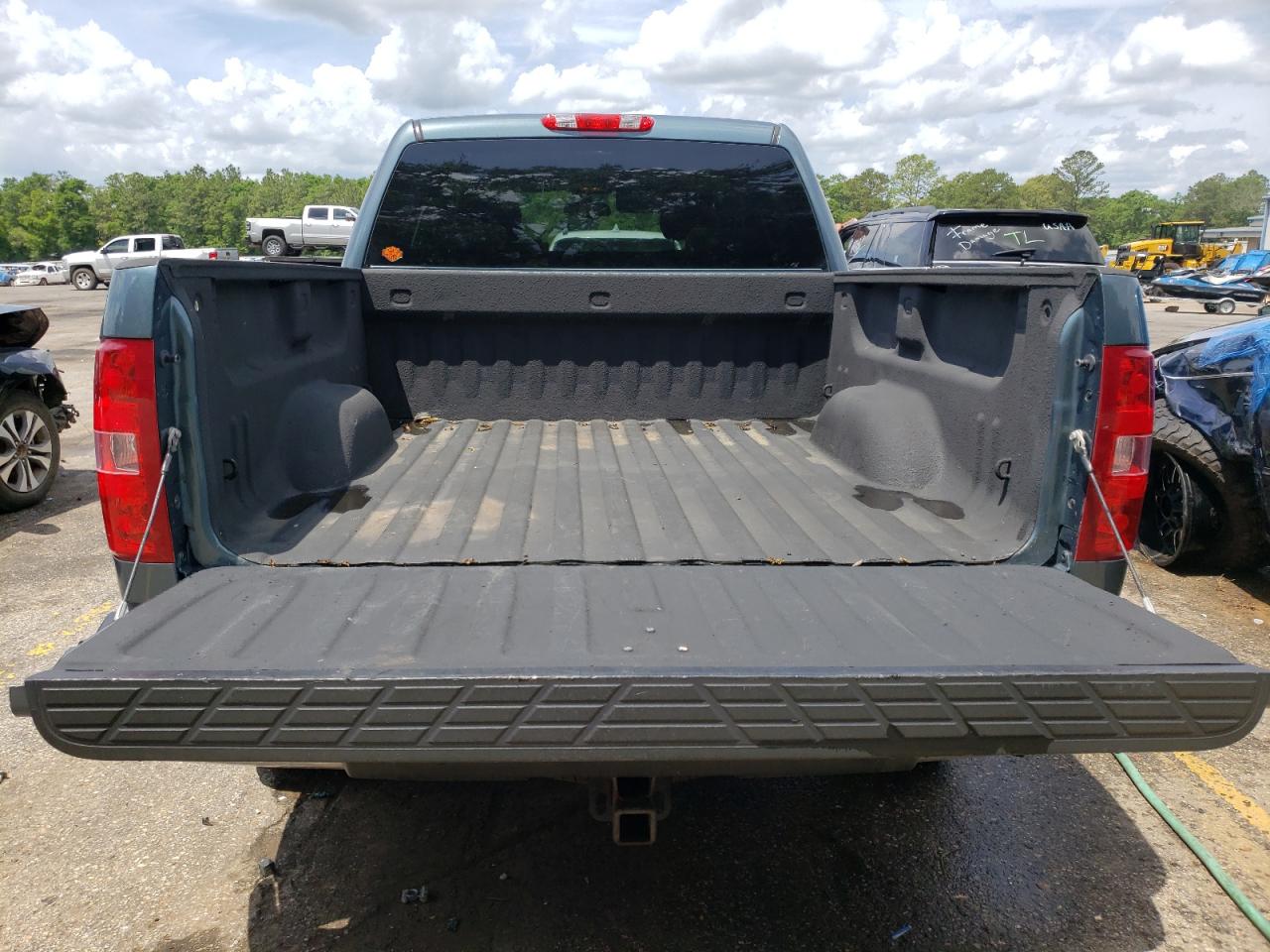 Photo 9 from auction – 2012 CHEVROLET SILVERADO with VIN 3GCPKSE73CG255509