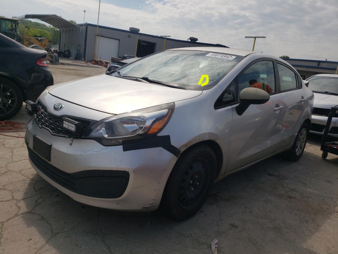 Photo 2 from auction – 2015 KIA RIO LX with VIN KNADM4A37F6429144
