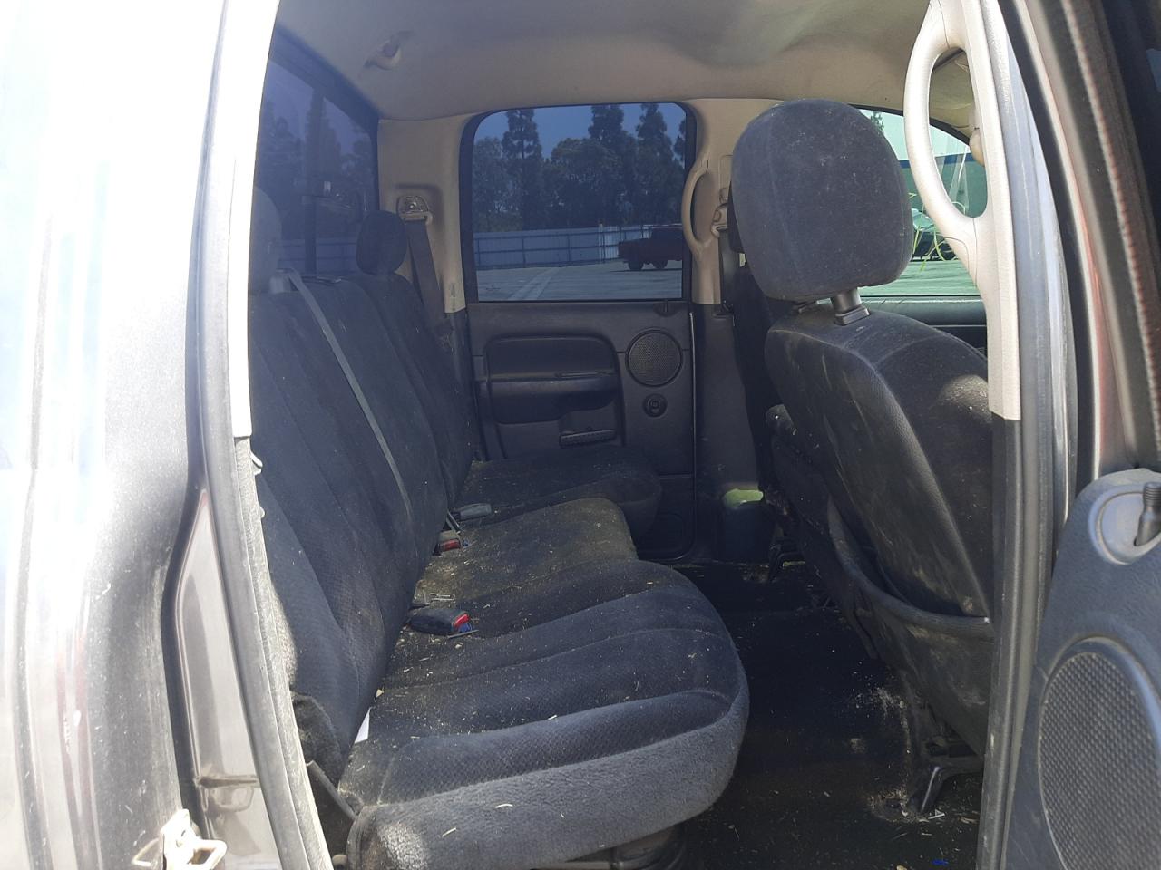 Photo 6 from auction – 2004 DODGE RAM 1500 S with VIN 1D7HA18D64S512830