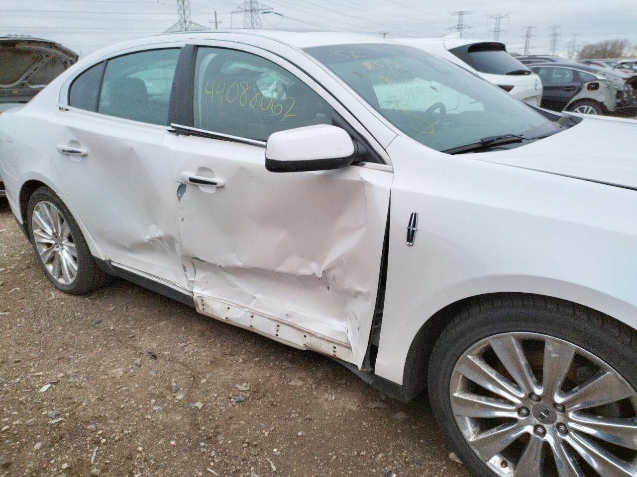 Photo 9 from auction – 2013 LINCOLN MKS with VIN 1LNHL9FT0DG612305