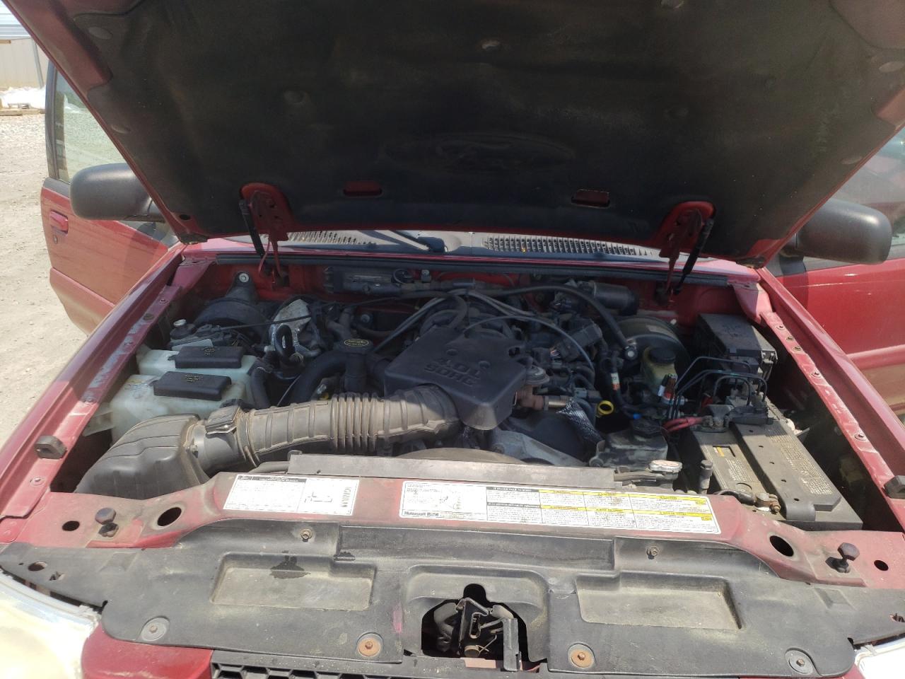 Photo 7 from auction – 2002 FORD EXPLORER S with VIN 1FMZU77E02UC24981