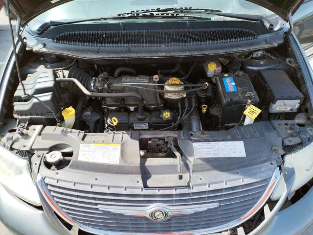 Photo 7 from auction – 2004 CHRYSLER TOWN & COU with VIN 2C4GP54L34R546752
