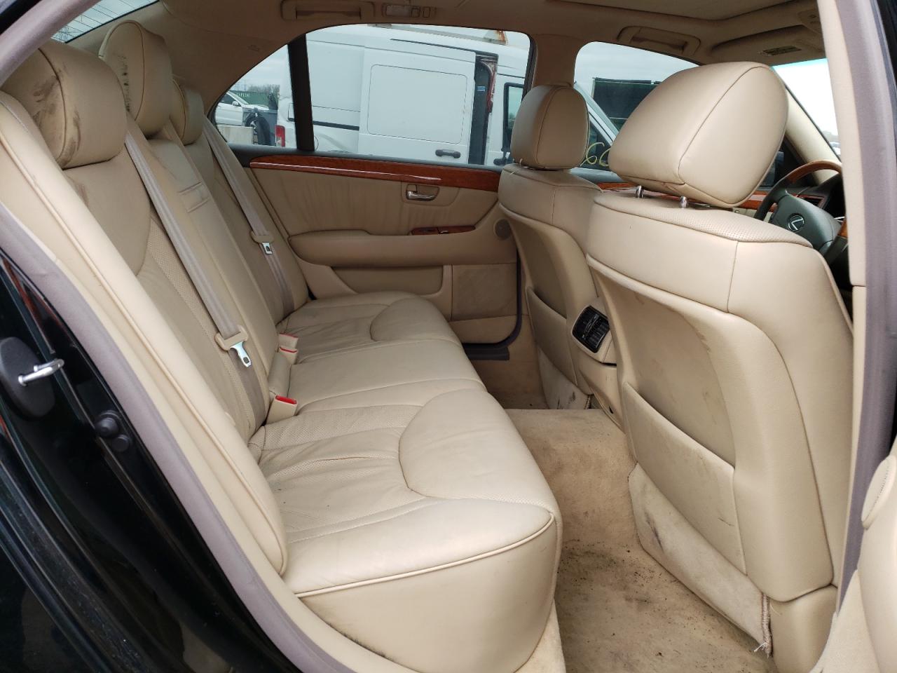 Photo 6 from auction – 2004 LEXUS LS 430 with VIN JTHBN36F440158420