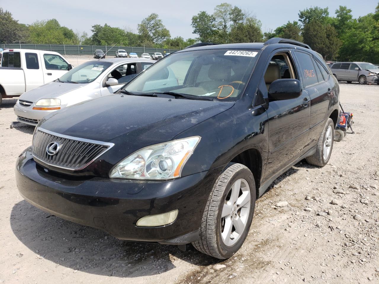 Photo 2 from auction – 2006 LEXUS RX 330 with VIN 2T2GA31U06C051331