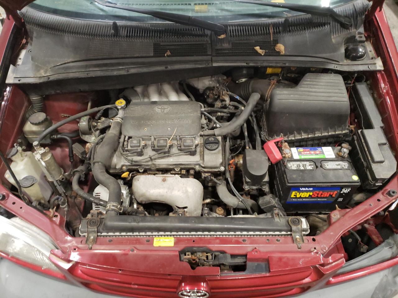Photo 7 from auction – 1998 TOYOTA SIENNA LE with VIN 4T3ZF13C8WU083859