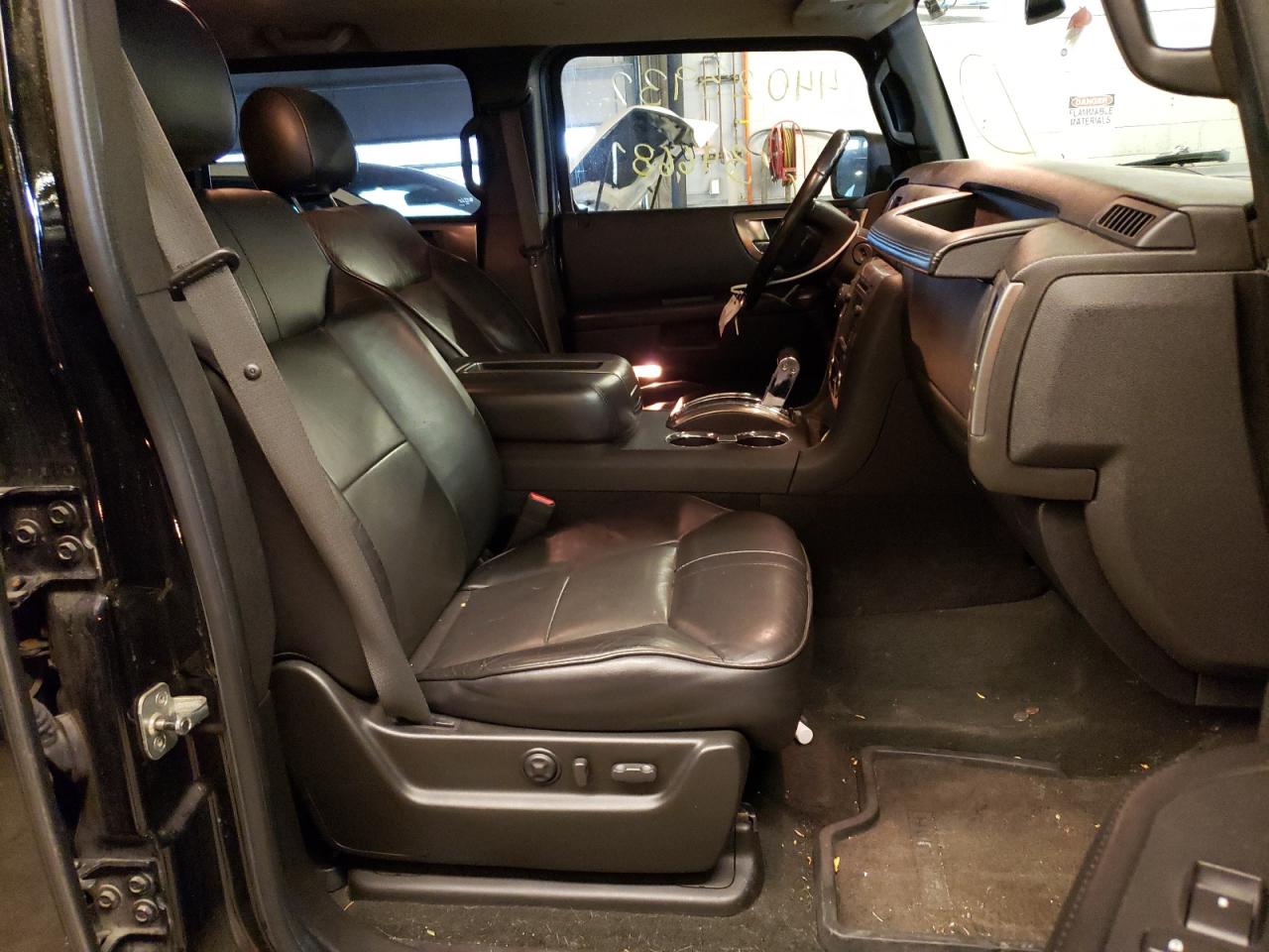 Photo 5 from auction – 2008 HUMMER H2 with VIN 5GRGN23898H103944