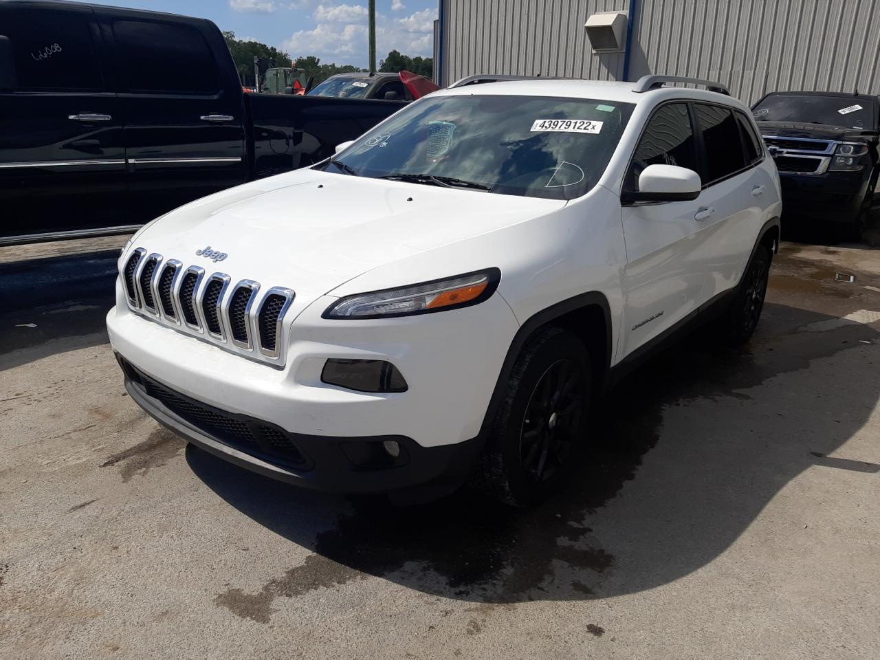 Photo 2 from auction – 2015 JEEP CHEROKEE L with VIN 1C4PJLCS1FW590239