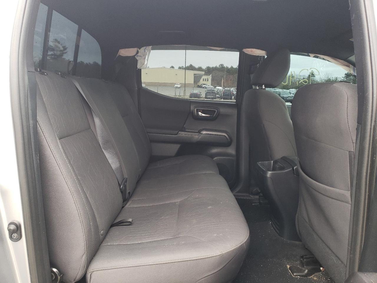 Photo 6 from auction – 2017 TOYOTA TACOMA DOU with VIN 3TMCZ5AN2HM111183