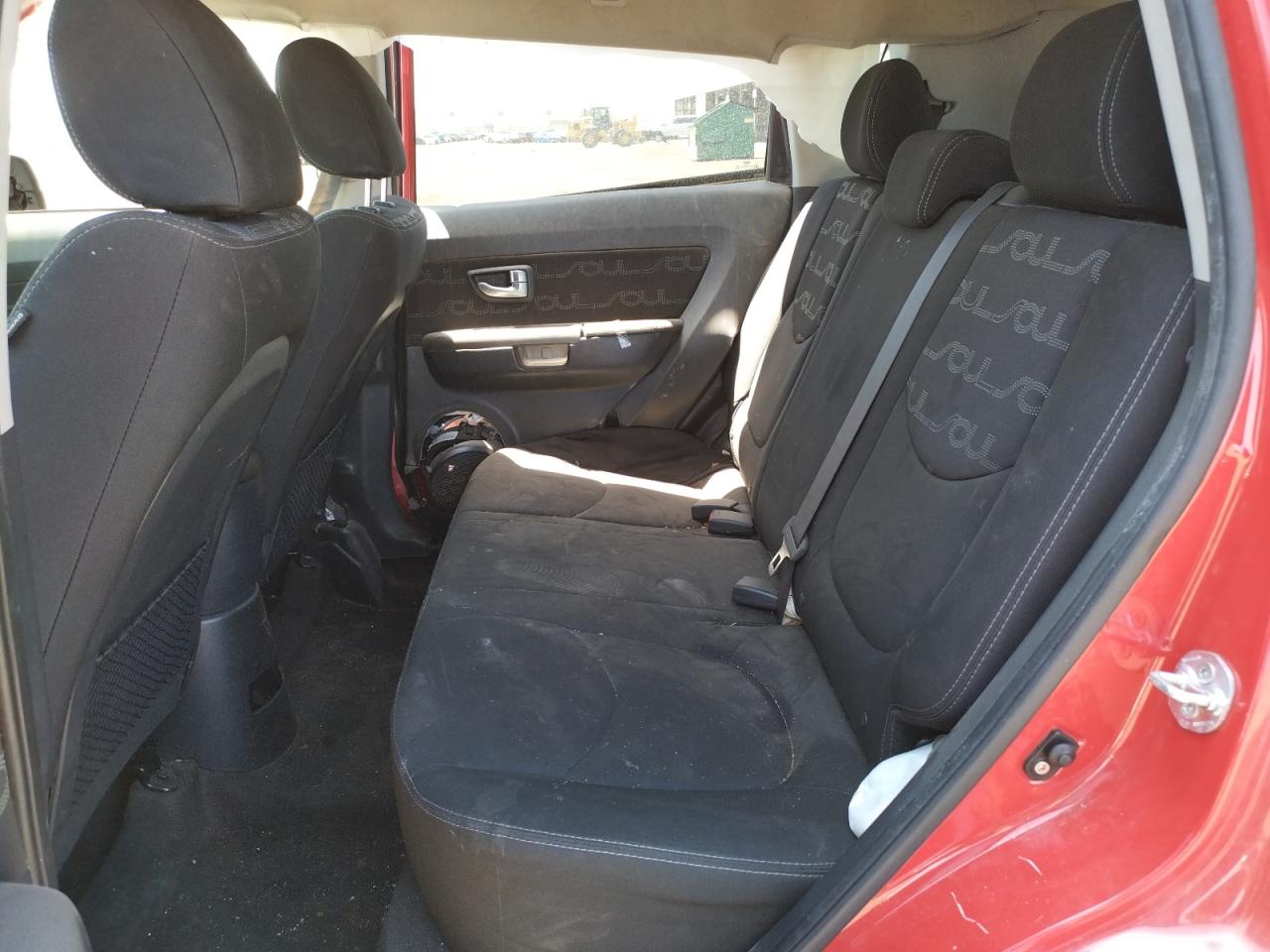 Photo 6 from auction – 2013 KIA SOUL + with VIN KNDJT2A6XD7558266