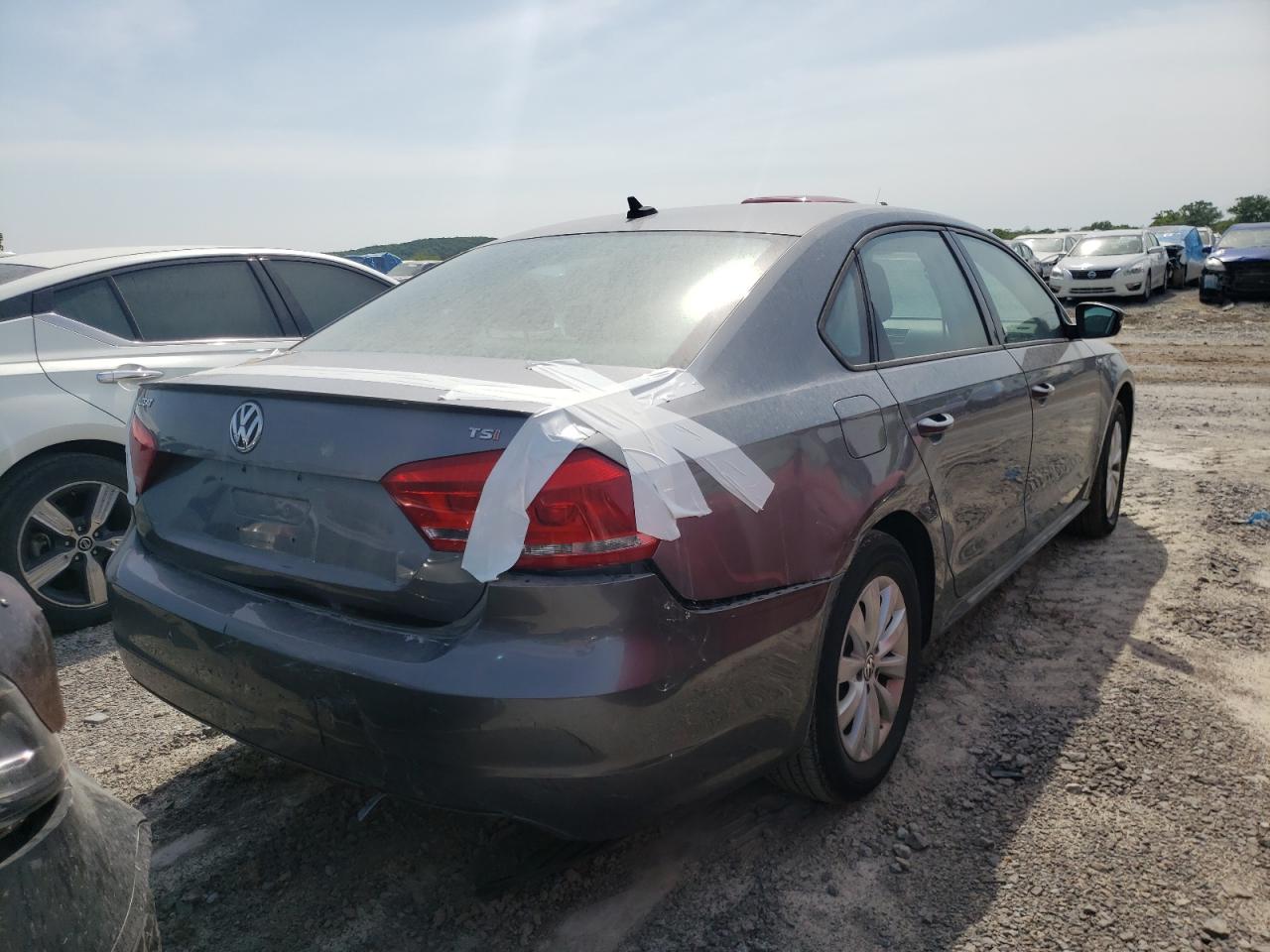 Photo 4 from auction – 2014 VOLKSWAGEN PASSAT S with VIN 1VWAS7A38EC093692