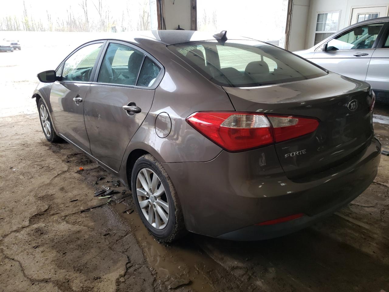 Photo 3 from auction – 2015 KIA FORTE LX with VIN KNAFX4A66F5356395