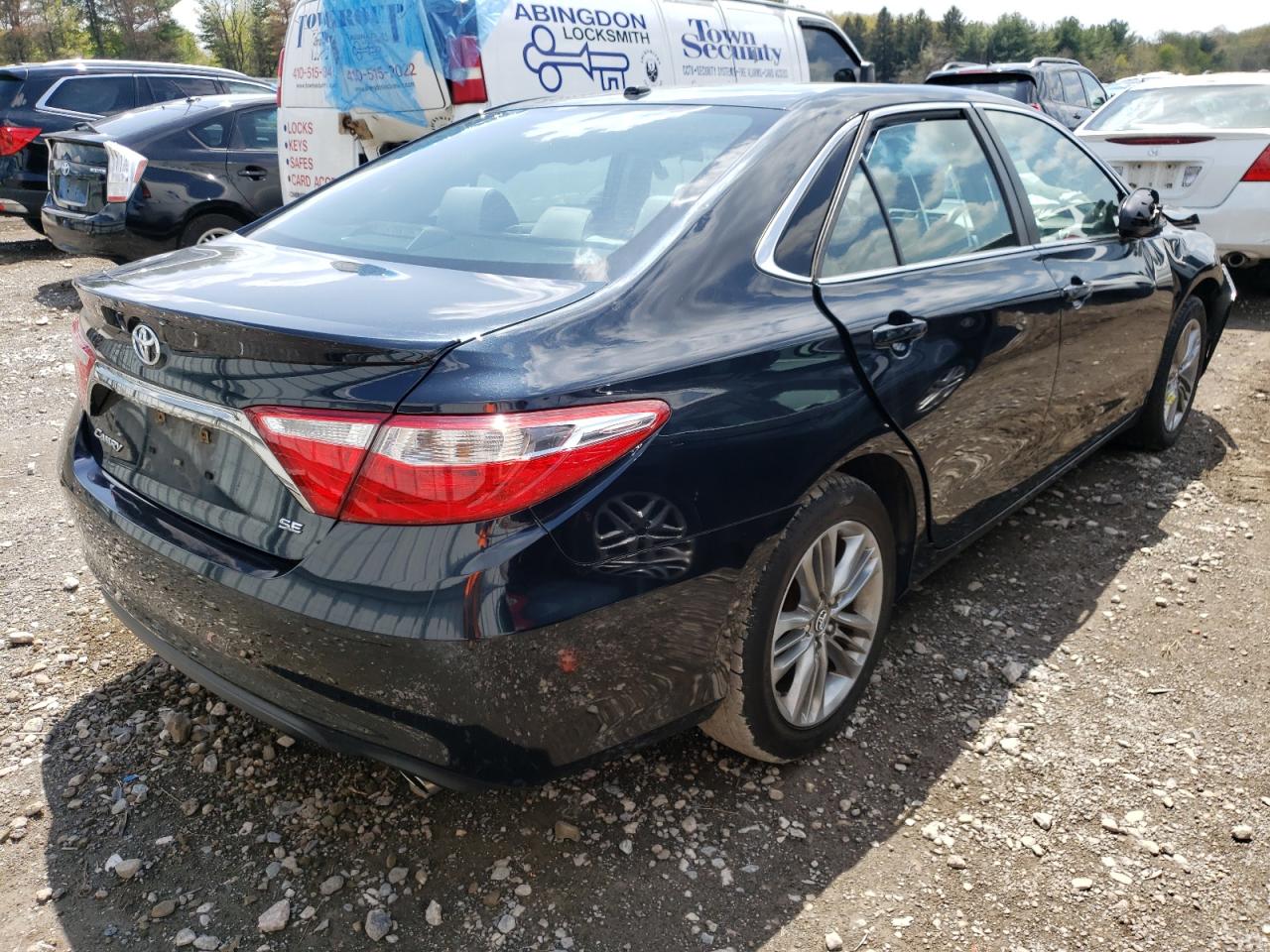 Photo 4 from auction – 2017 TOYOTA CAMRY LE with VIN 4T1BF1FK1HU447698