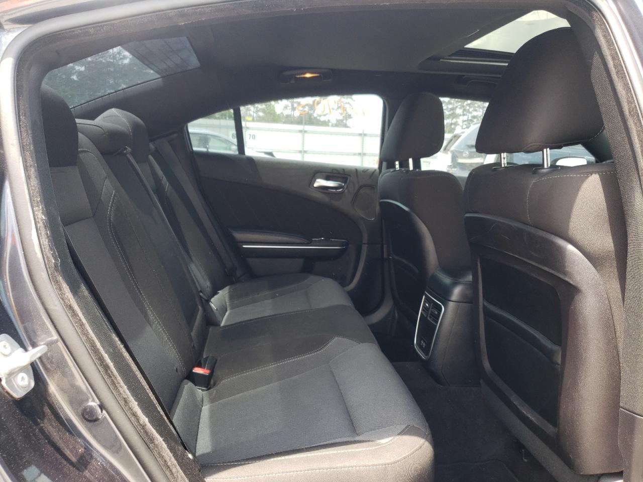 Photo 6 from auction – 2016 DODGE CHARGER SX with VIN 2C3CDXHG6GH292291