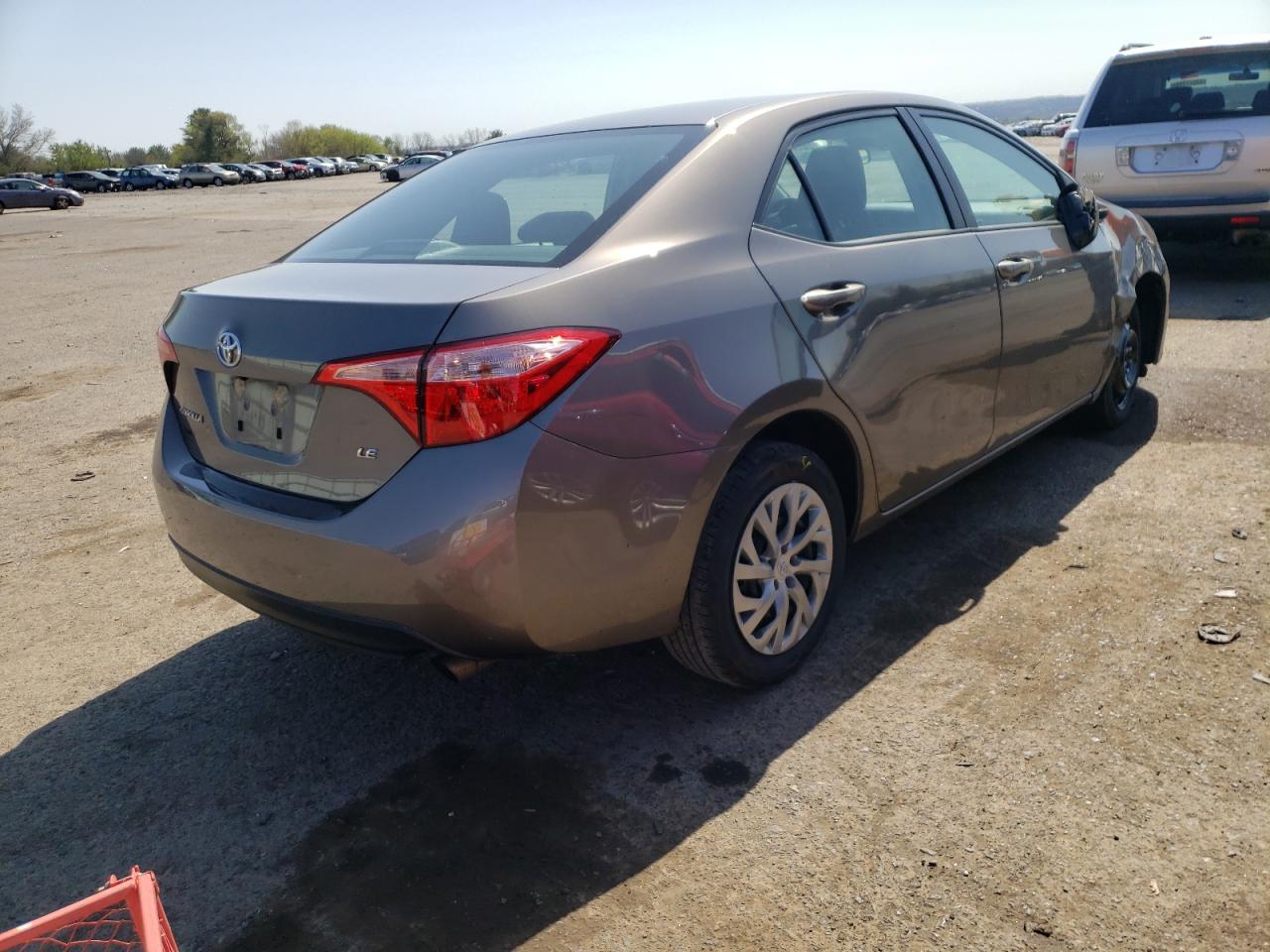 Photo 4 from auction – 2019 TOYOTA COROLLA L with VIN 2T1BURHE4KC187091