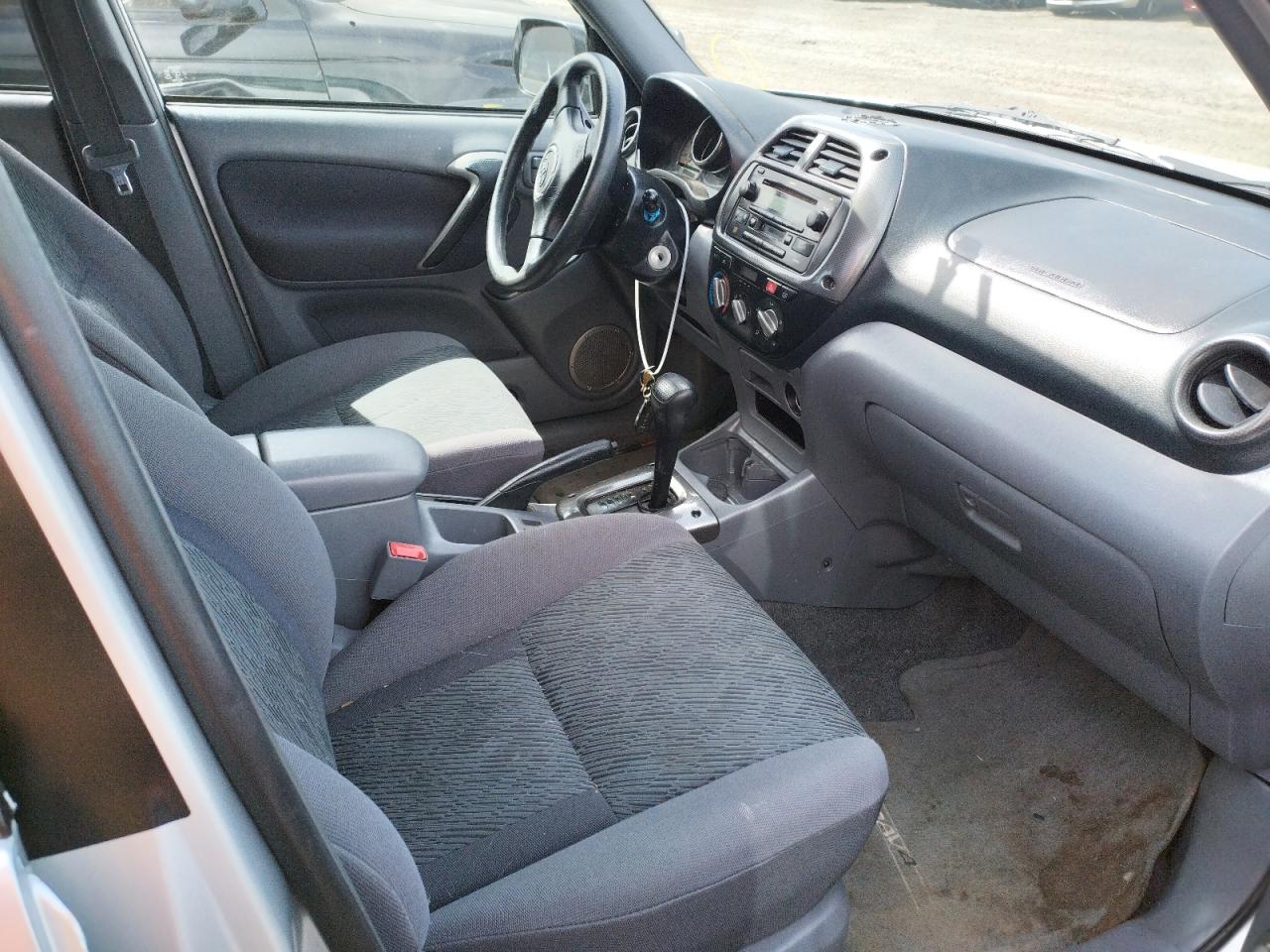 Photo 5 from auction – 2003 TOYOTA RAV4 with VIN JTEGH20V530119578