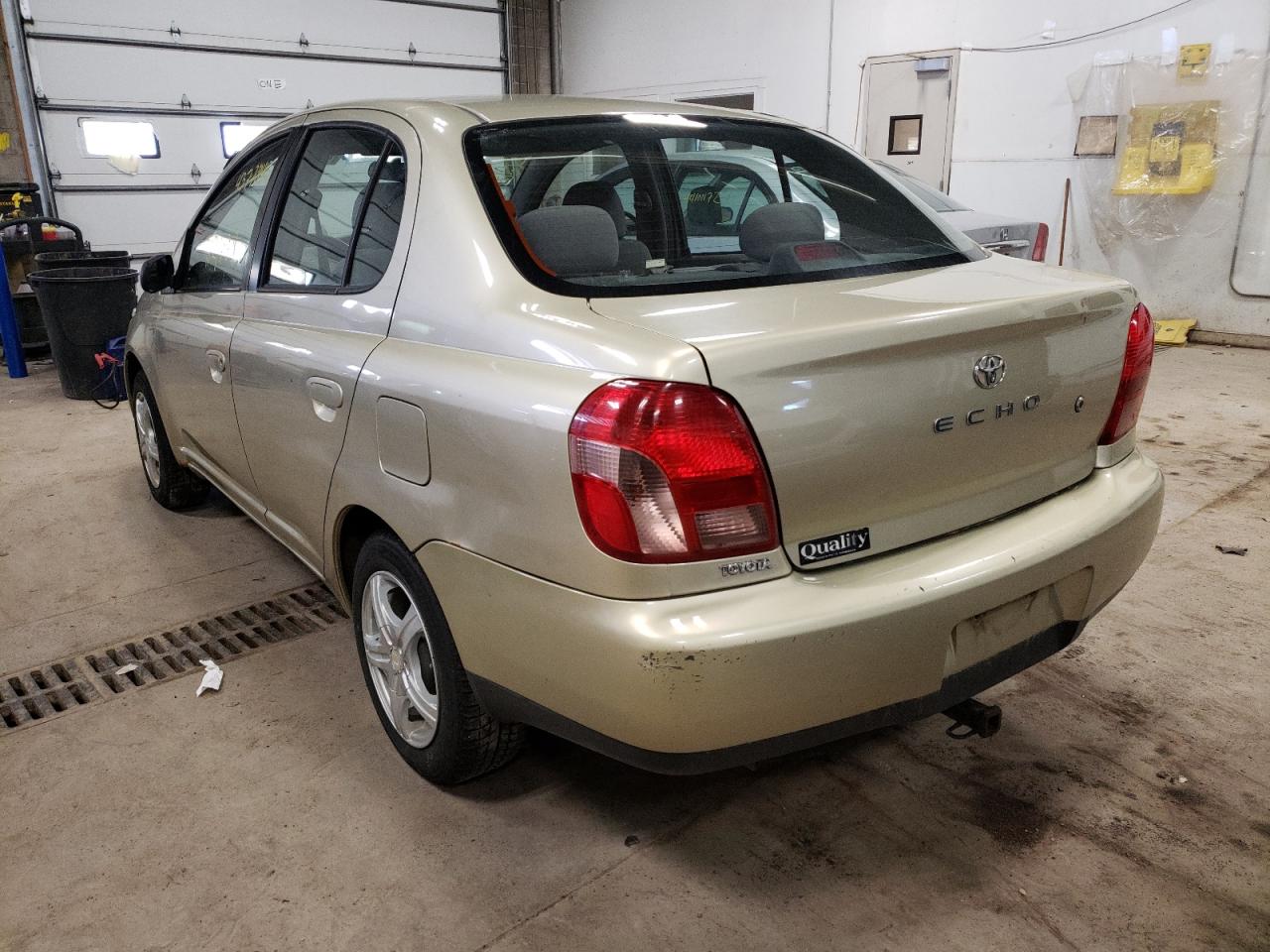 Photo 3 from auction – 2002 TOYOTA ECHO with VIN JTDBT123420246663