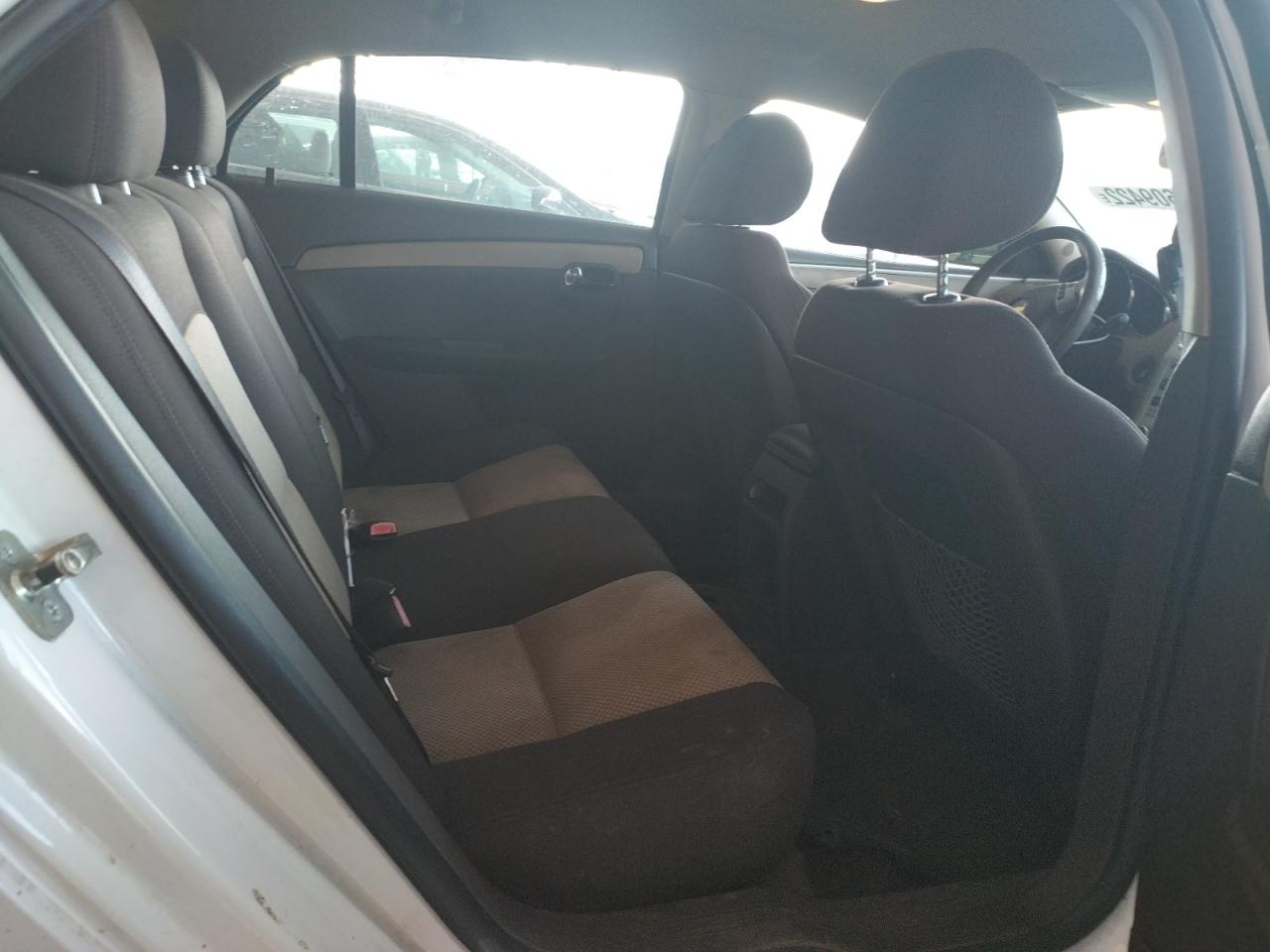 Photo 6 from auction – 2011 CHEVROLET MALIBU LS with VIN 1G1ZB5E15BF201014