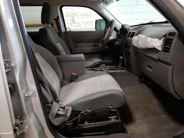 Photo 5 from auction – 2009 DODGE NITRO SE with VIN 1D8GU28K69W508361