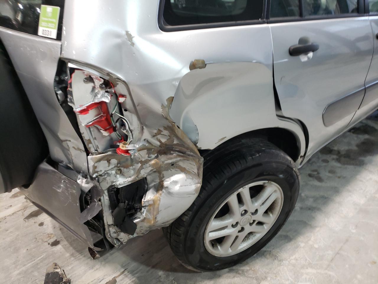 Photo 9 from auction – 2002 TOYOTA RAV4 with VIN JTEGH20V020058221